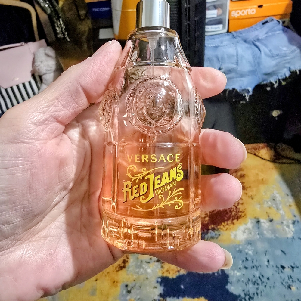 Versace Red Jeans Woman Perfume - Peach